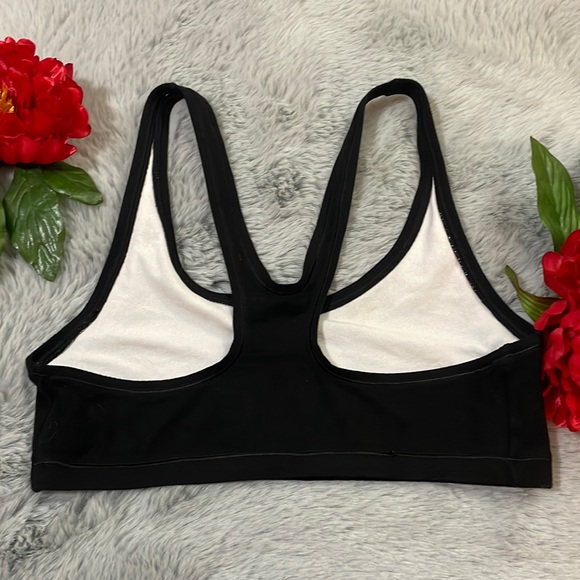 Black Sports Bra (size 38) - Picture 5 of 7